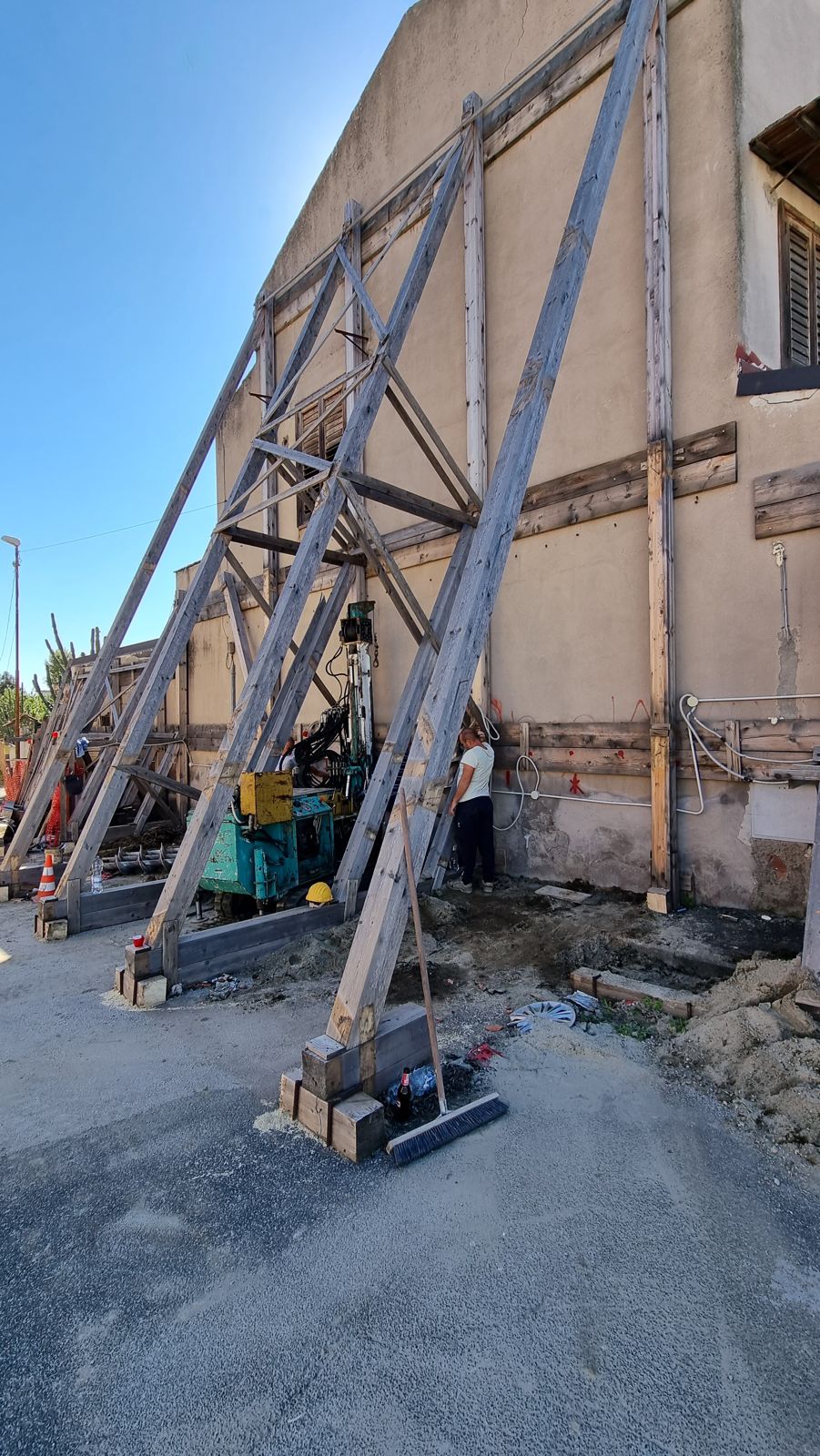 Consolidamento Via Jommelli — Giugliano in Campania